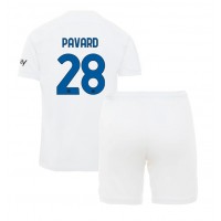 Camiseta Inter Milan Benjamin Pavard #28 Visitante Equipación para niños 2023-24 manga corta (+ pantalones cortos)